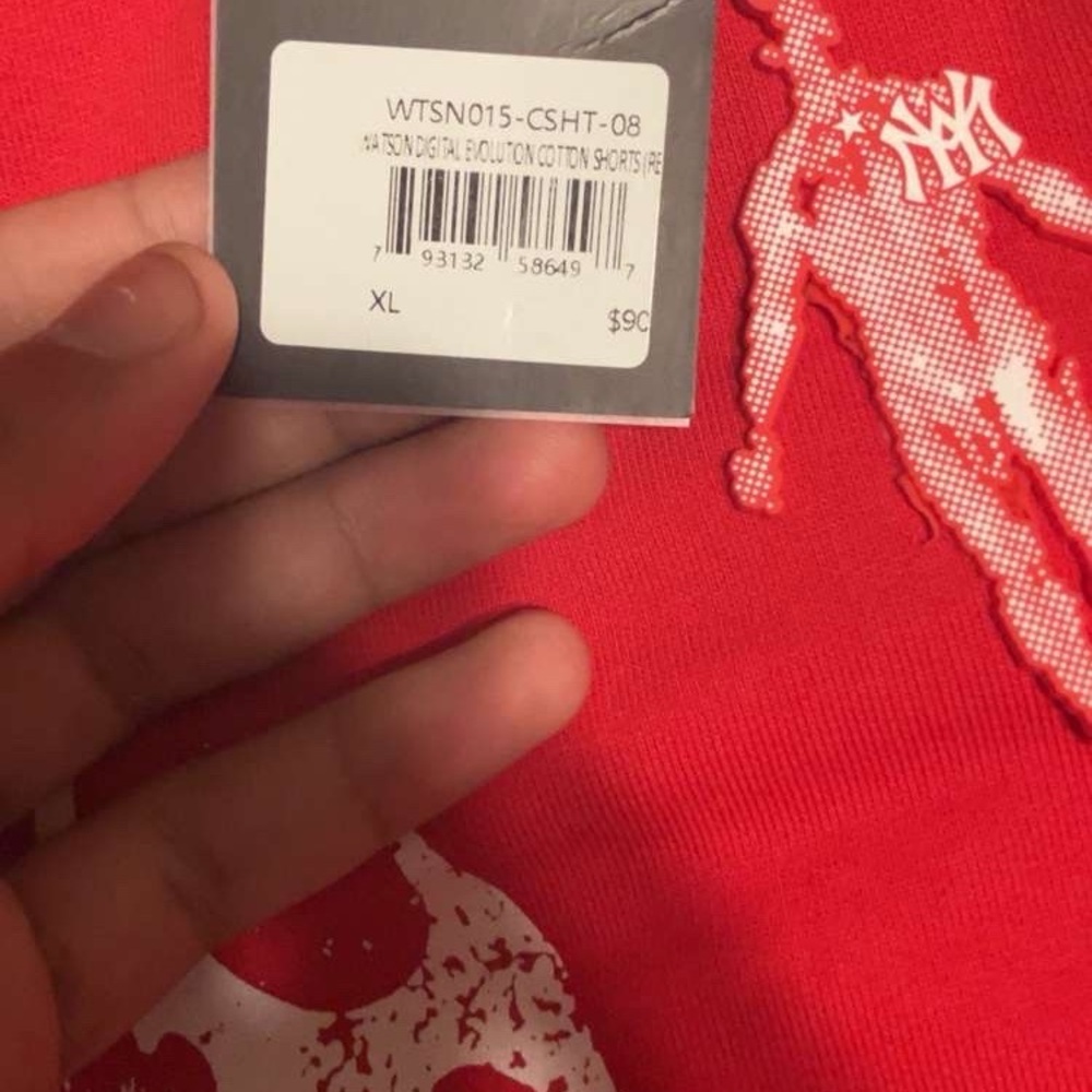 Red Graphic shorts xl fixes like a large